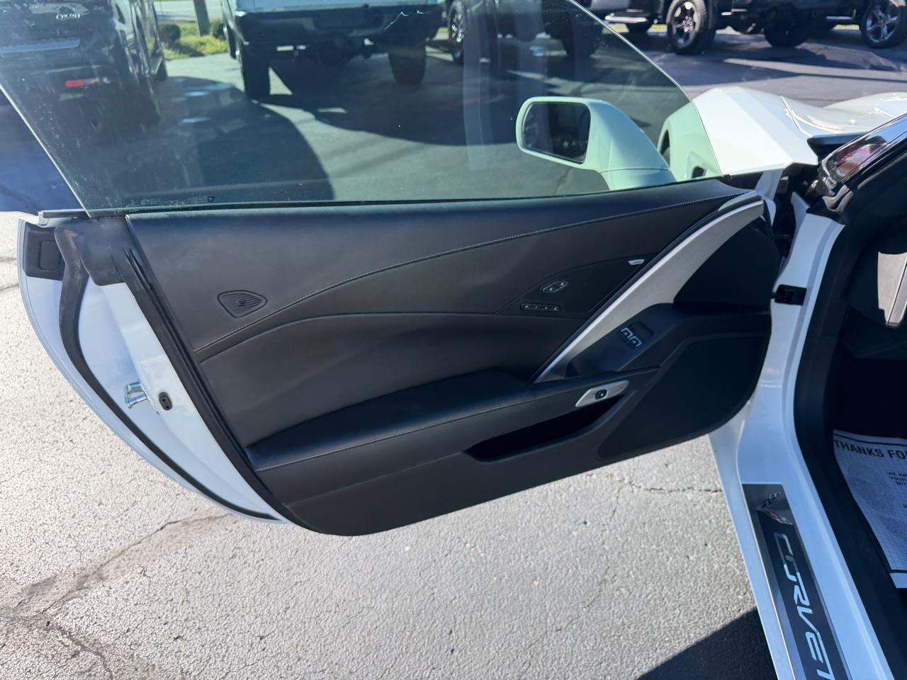 Chevrolet Corvette 2dr Stingray Z51 Cpe w/3LT 2015