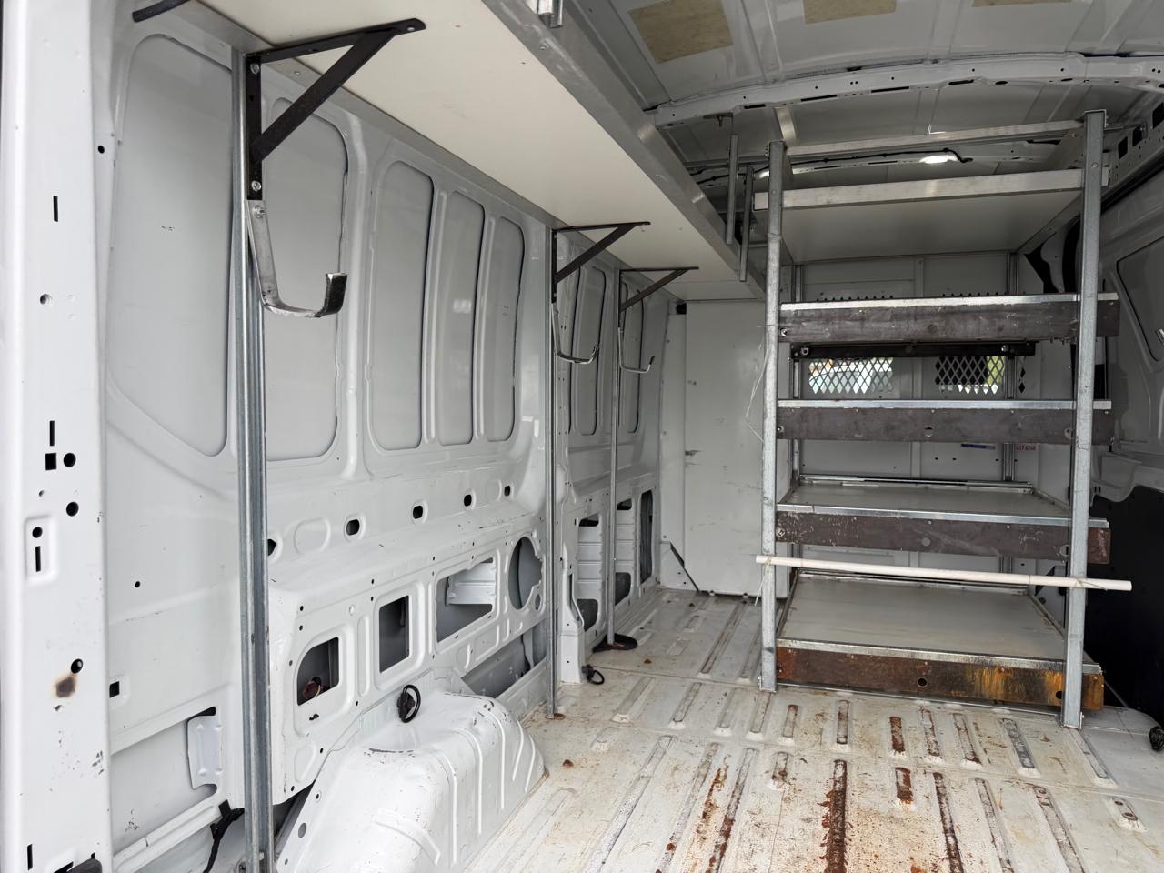 Ford Transit Van T-250 148" Med Rf 9000 GVWR Sliding RH Dr 2019