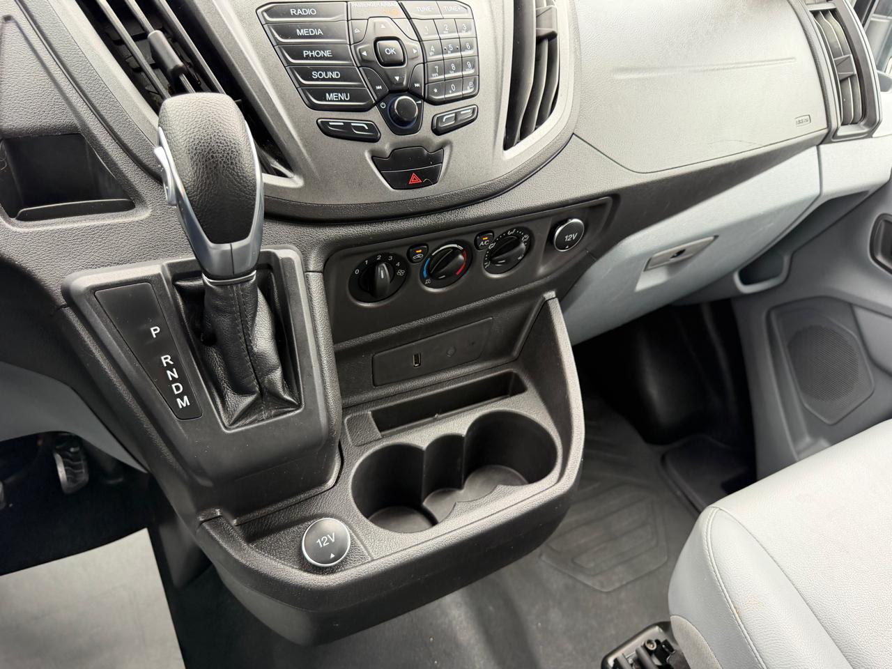 Ford Transit Van T-250 148" Med Rf 9000 GVWR Sliding RH Dr 2019