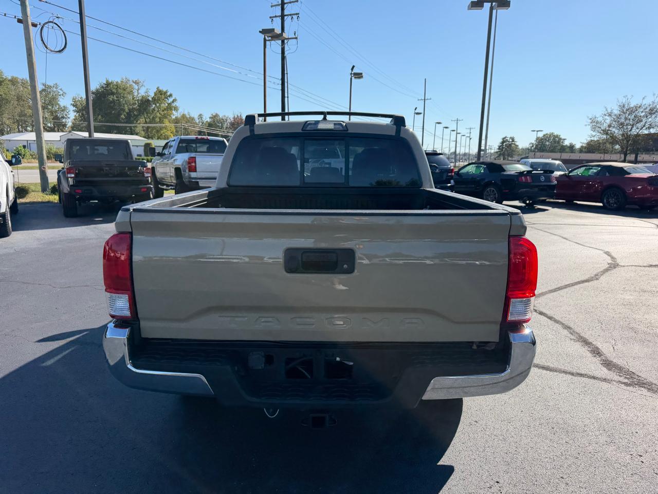Toyota Tacoma SR5 Double Cab 2017