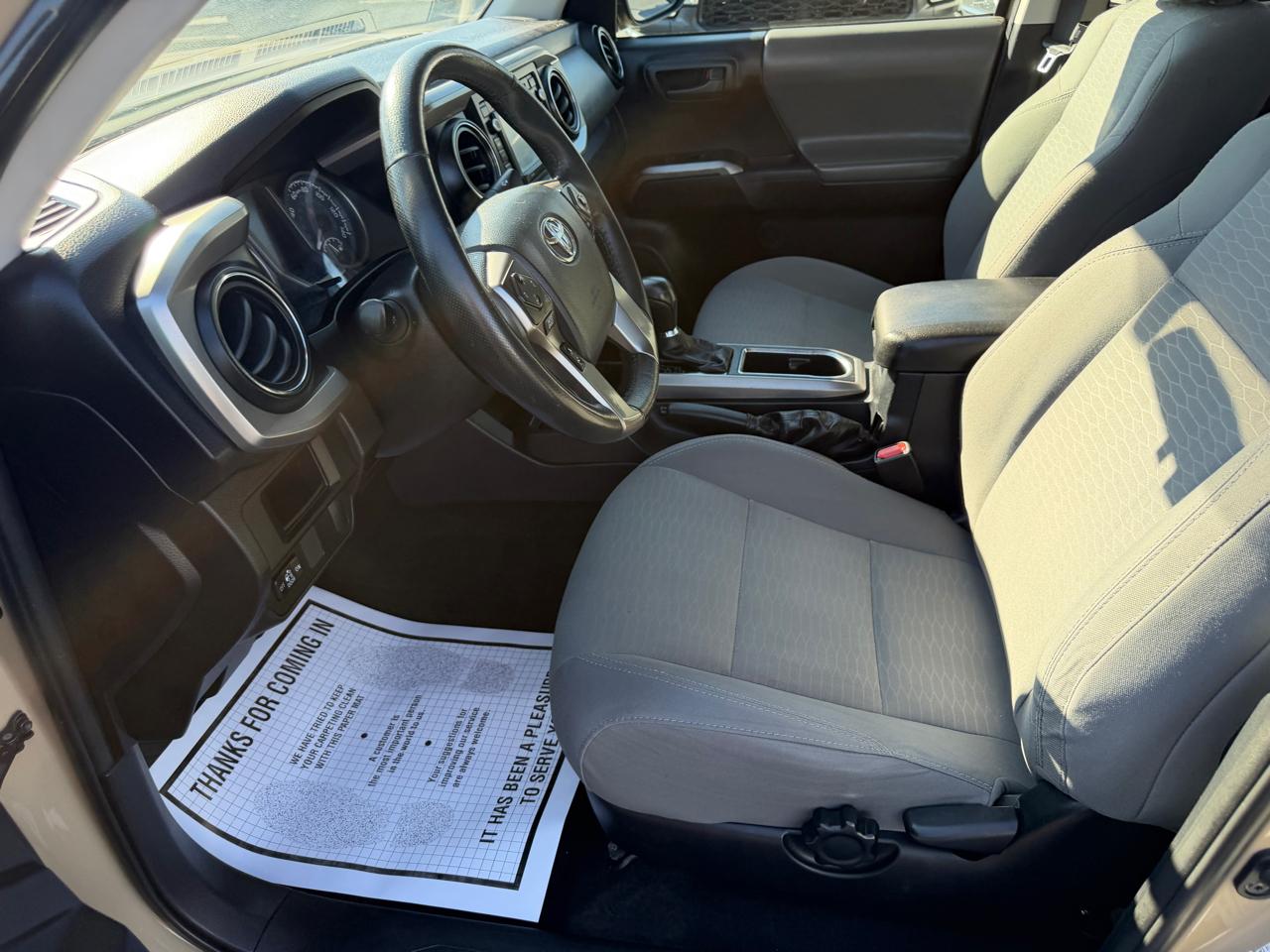 Toyota Tacoma SR5 Double Cab 2017