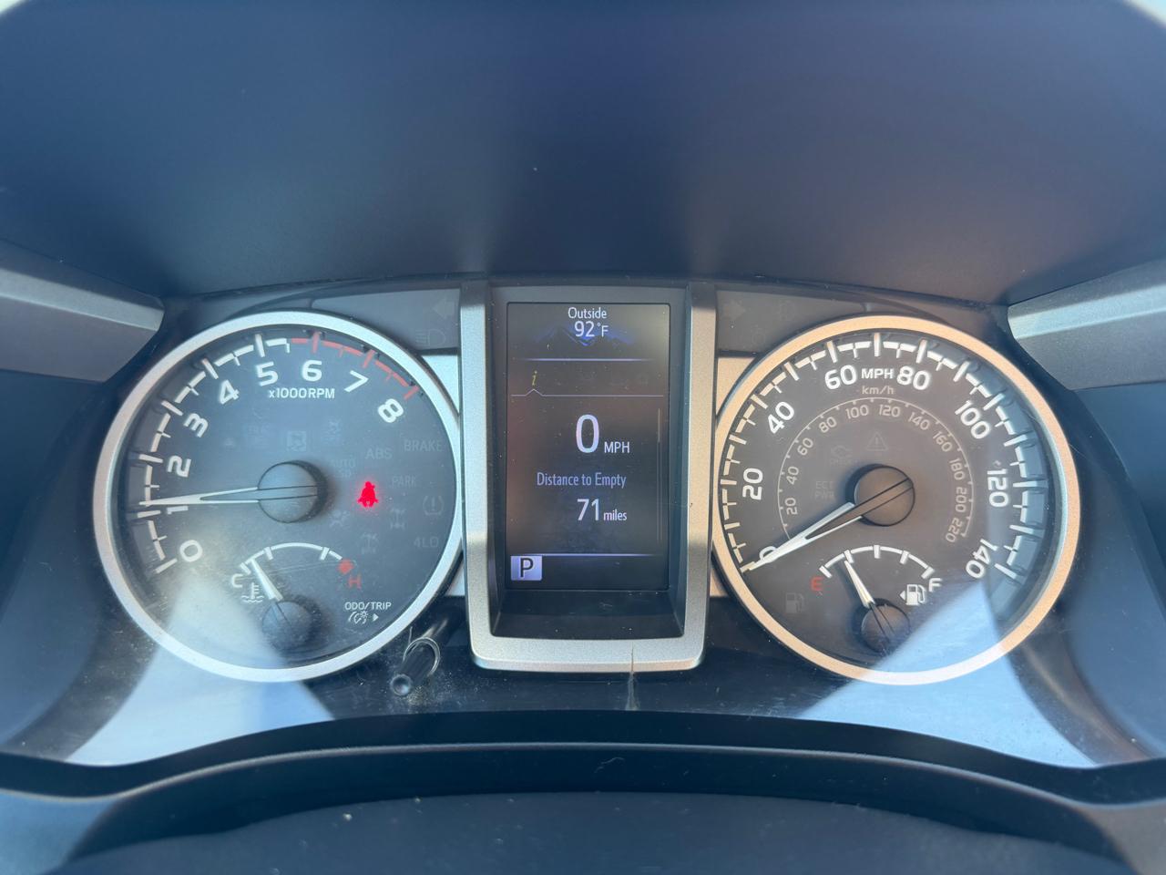 Toyota Tacoma SR5 Double Cab 2017