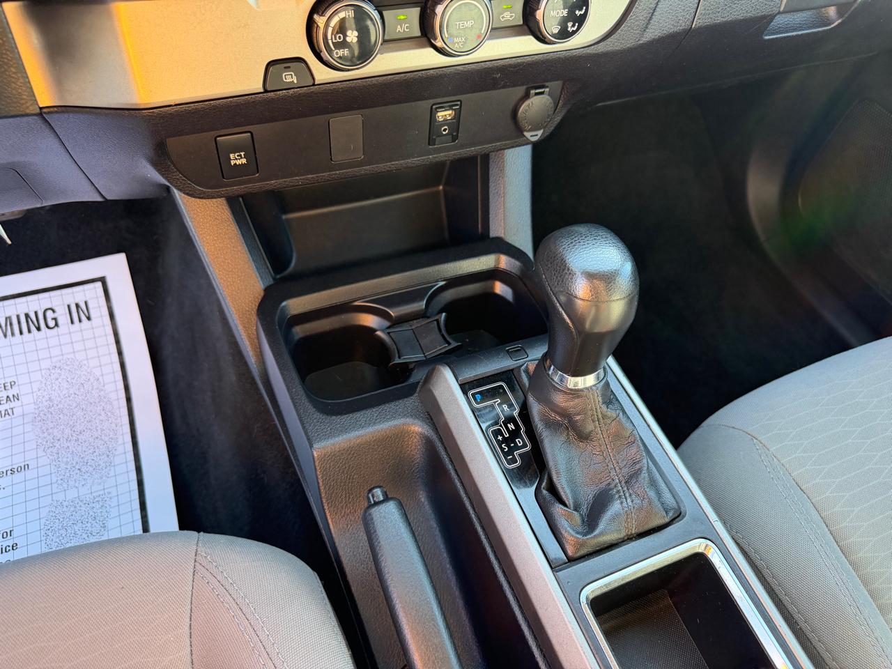 Toyota Tacoma SR5 Double Cab 2017