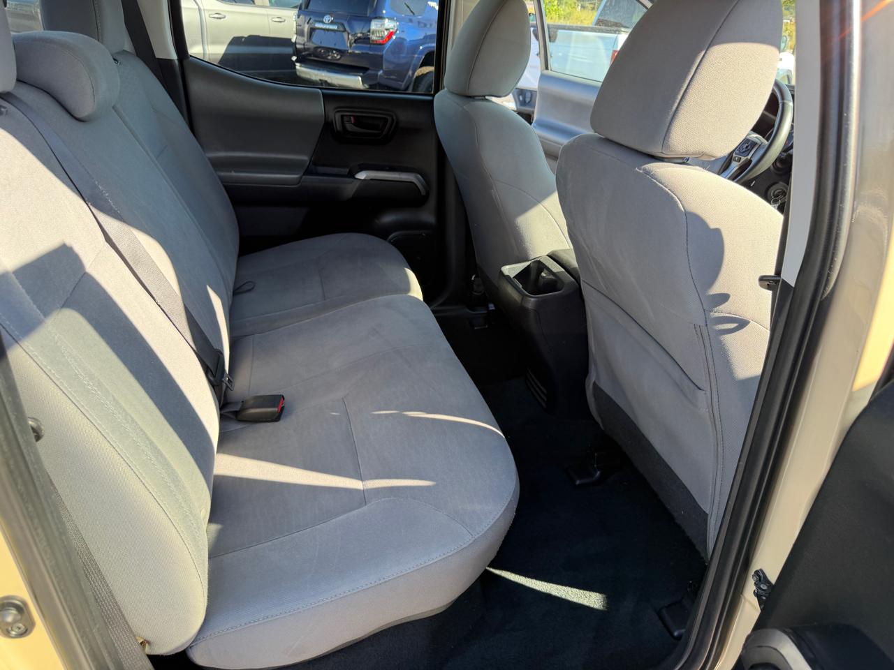 Toyota Tacoma SR5 Double Cab 2017