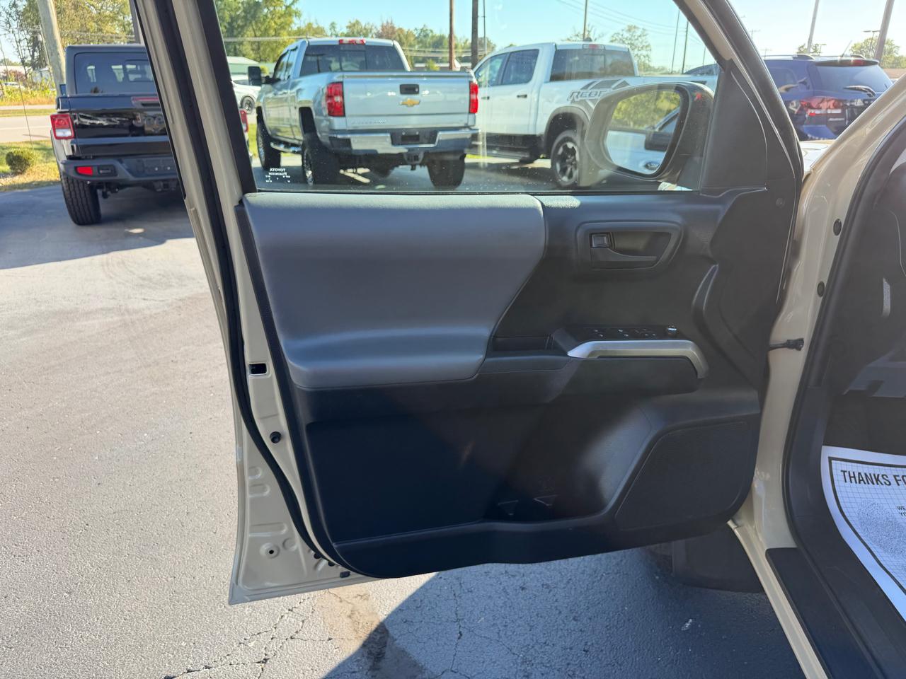 Toyota Tacoma SR5 Double Cab 2017