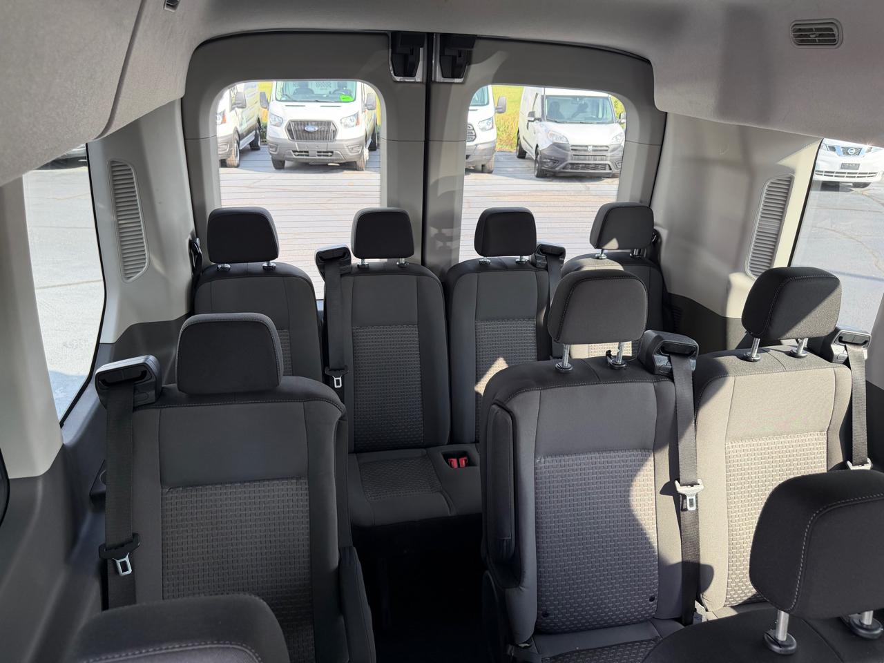 Ford Transit Passenger Wagon T-350 148" Med Roof XLT RWD 2024