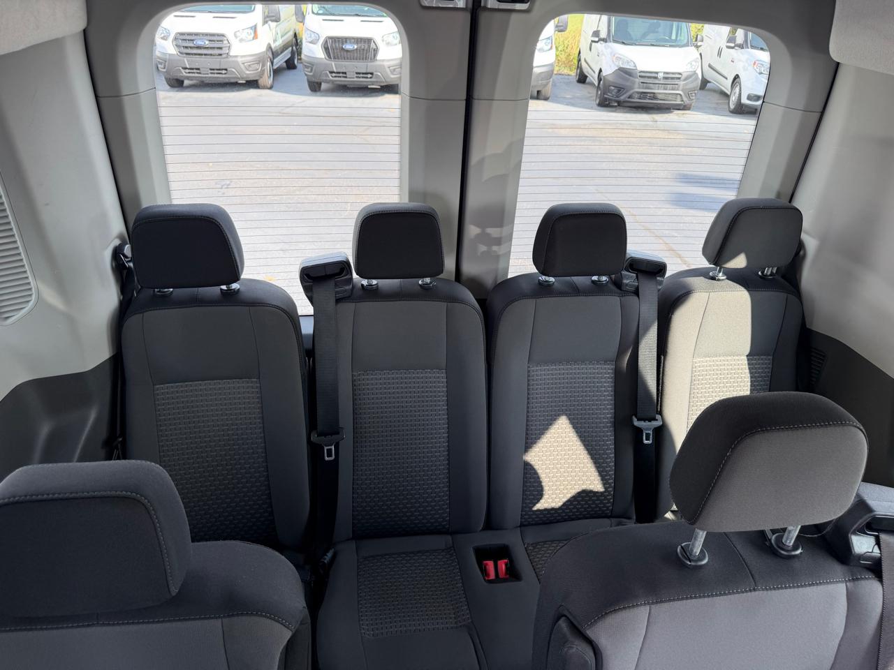 Ford Transit Passenger Wagon T-350 148" Med Roof XLT RWD 2024