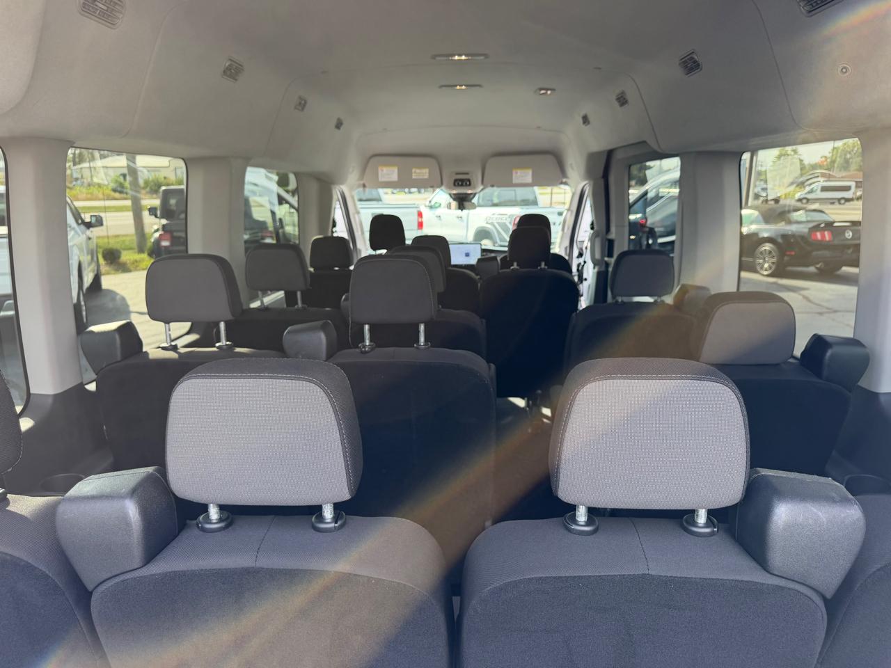 Ford Transit Passenger Wagon T-350 148" Med Roof XLT RWD 2024