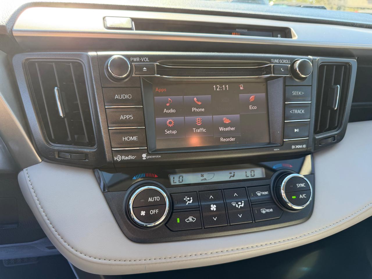 Toyota RAV4 FWD 4dr XLE (Natl) 2016