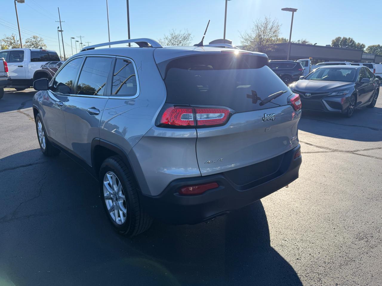 Jeep Cherokee 4WD 4dr Latitude 2015