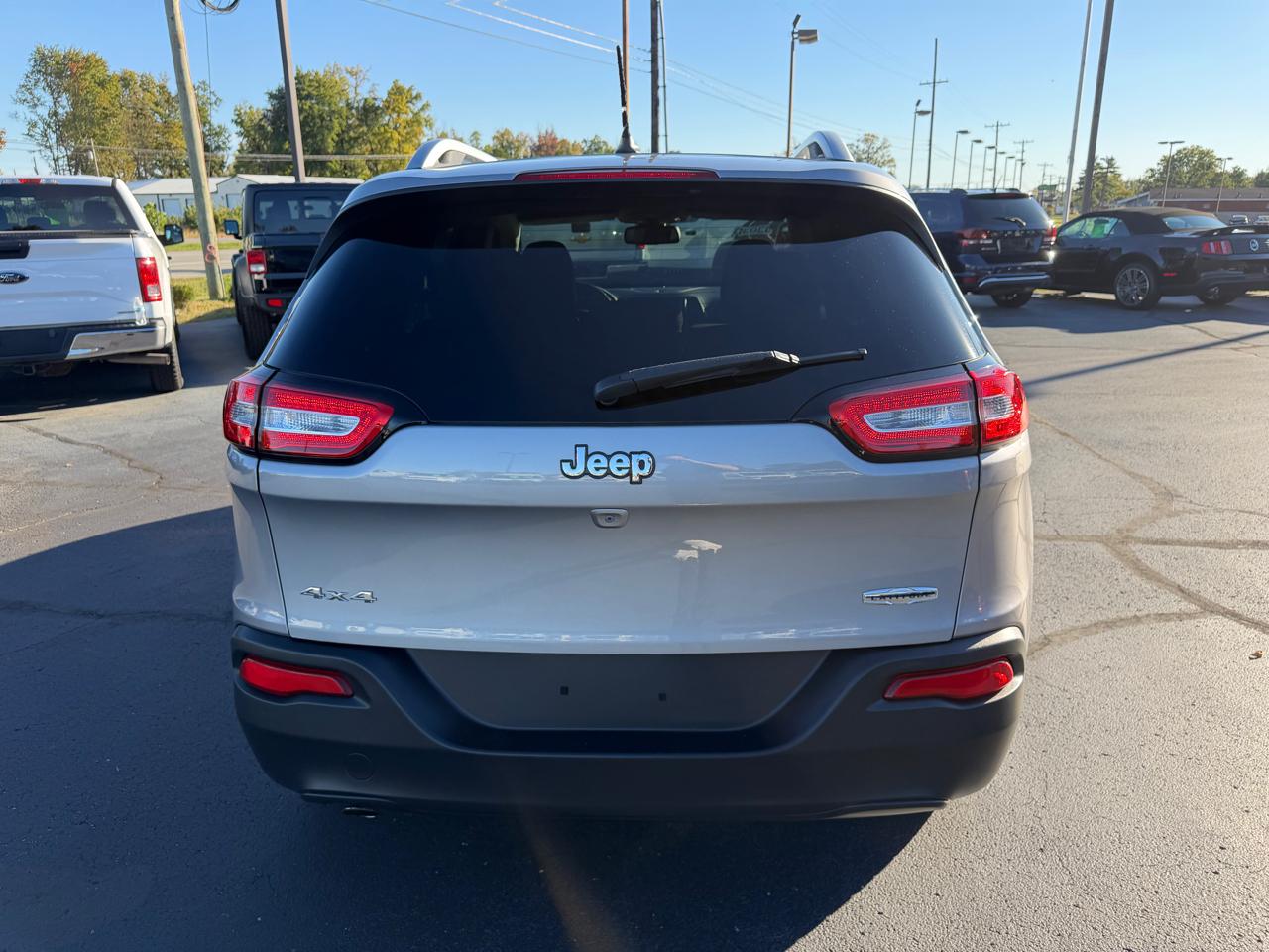Jeep Cherokee 4WD 4dr Latitude 2015