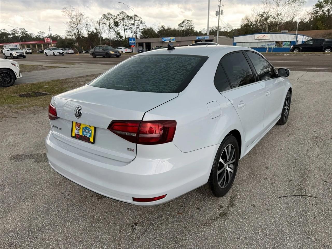 Volkswagen Jetta 1.4T SE 6A 2018