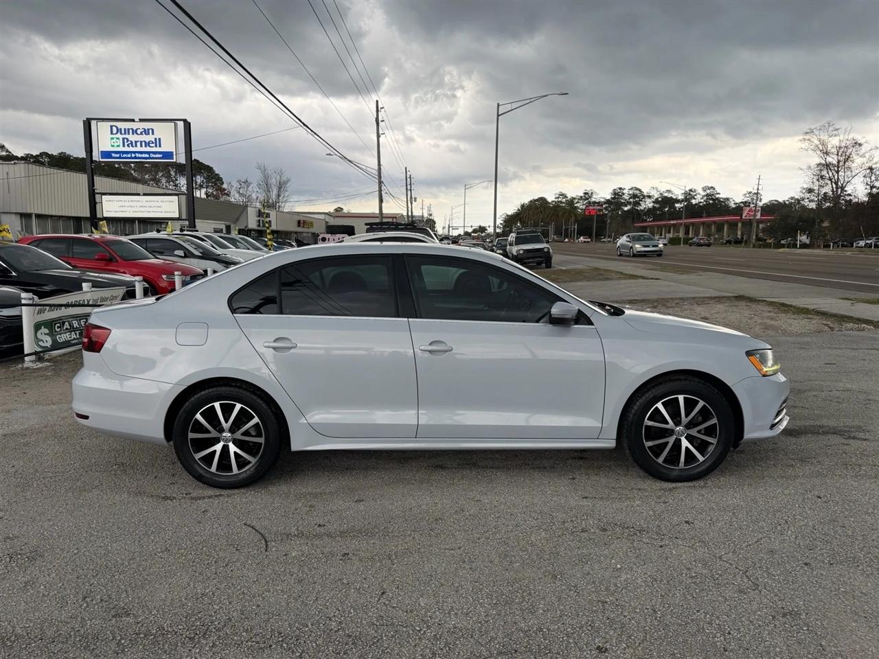 Volkswagen Jetta 1.4T SE 6A 2018