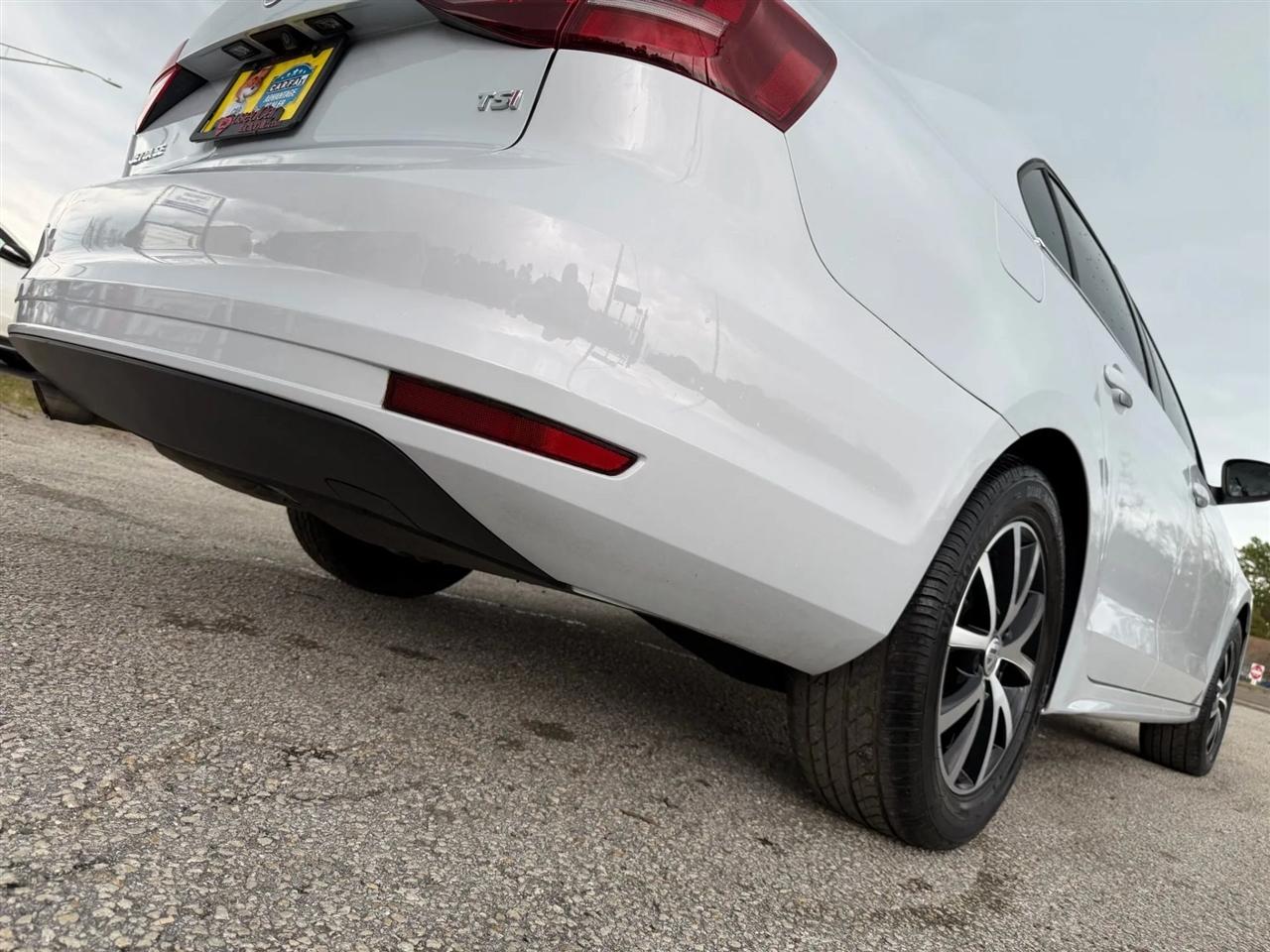 Volkswagen Jetta 1.4T SE 6A 2018