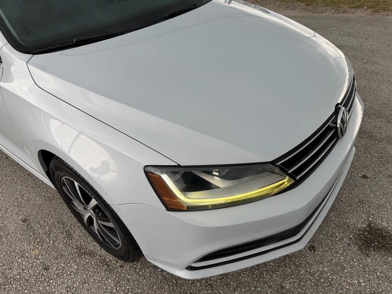 Volkswagen Jetta 1.4T SE 6A 2018