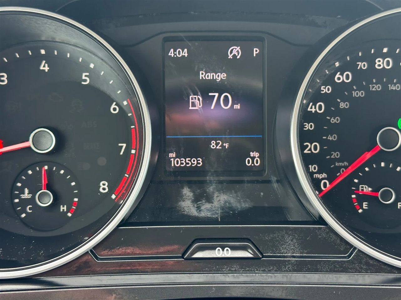 2019 Volkswagen Tiguan SEL R-Line photo 23