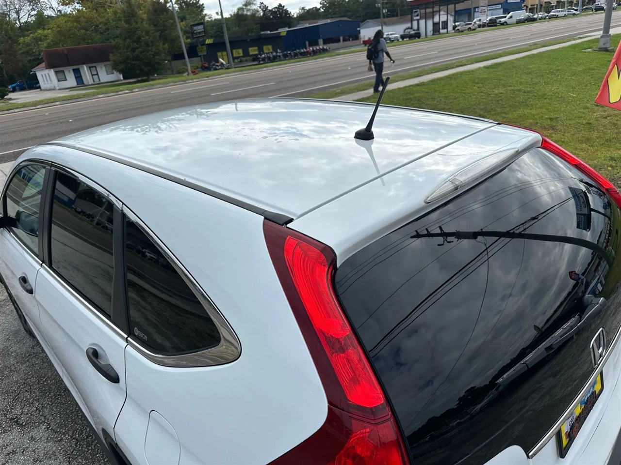 2012 Honda CR-V LX photo 17