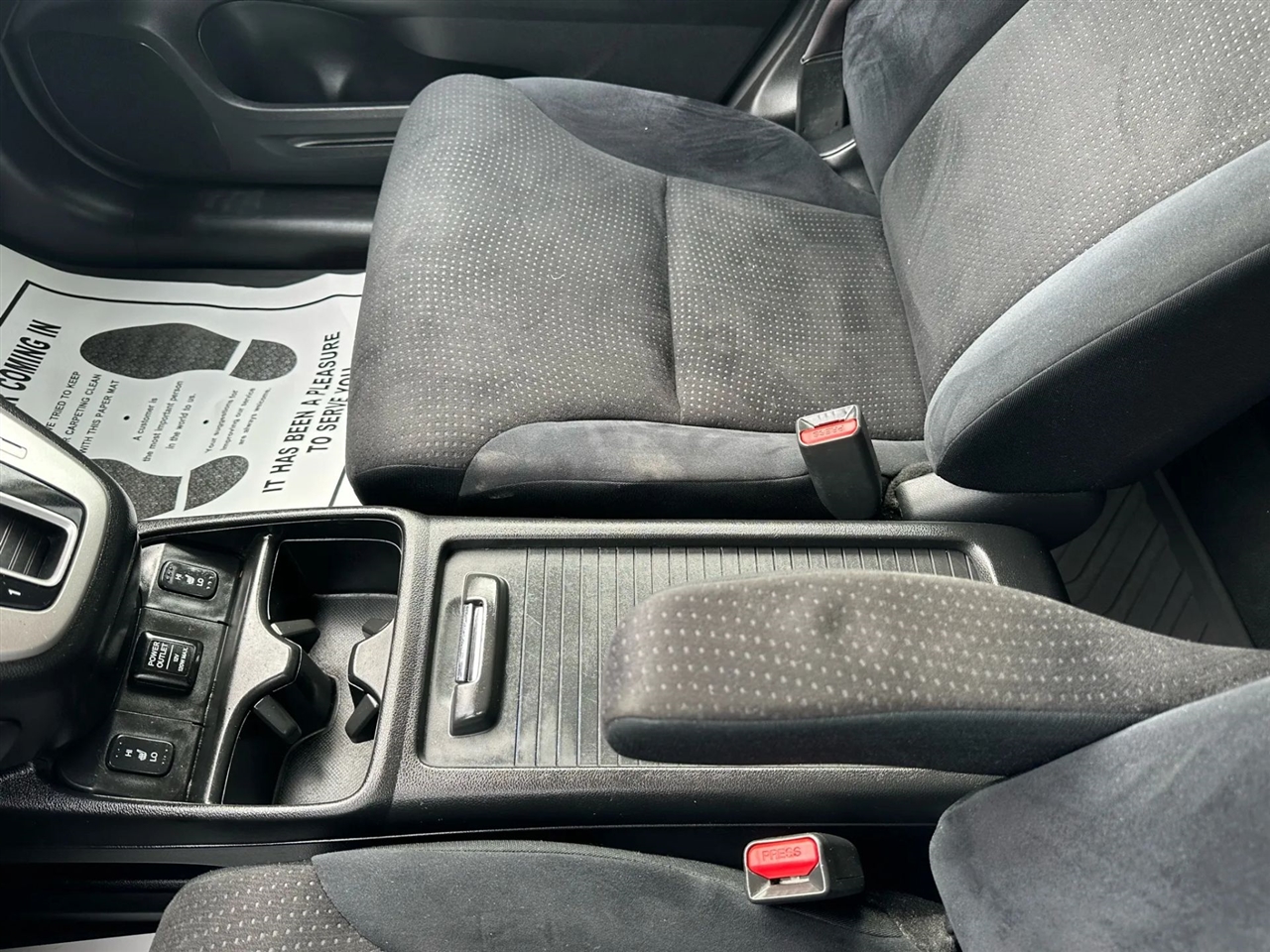 2012 Honda CR-V LX photo 28