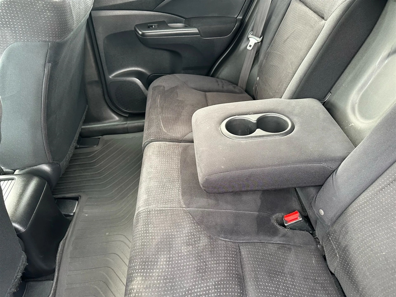2012 Honda CR-V LX photo 33