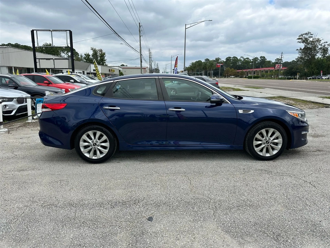2016 Kia Optima LX photo 6