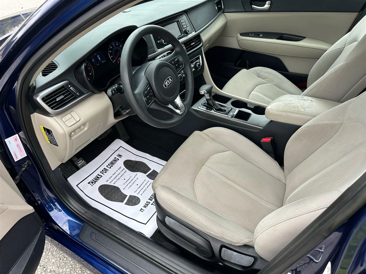 2016 Kia Optima LX photo 21
