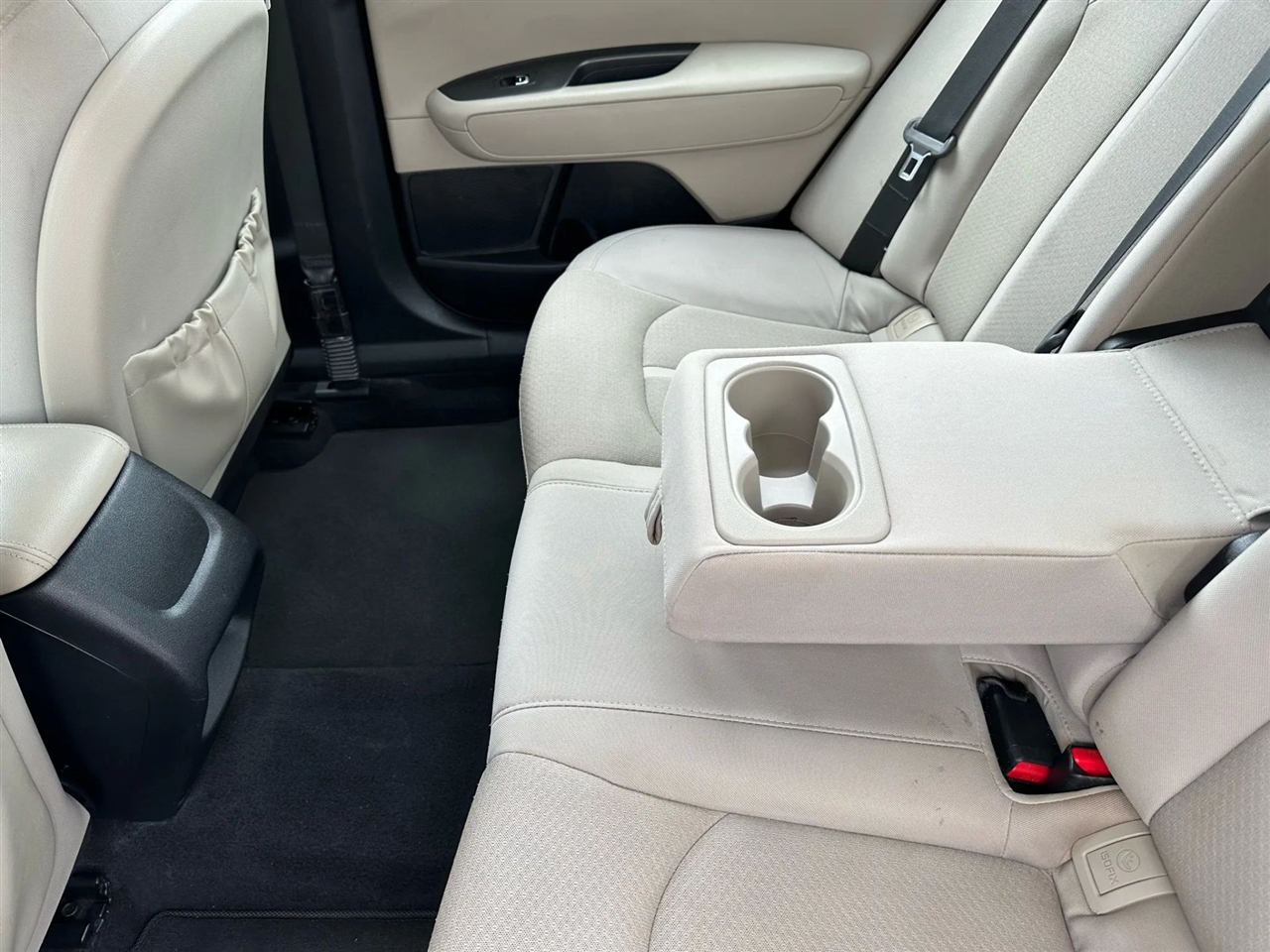 2016 Kia Optima LX photo 32