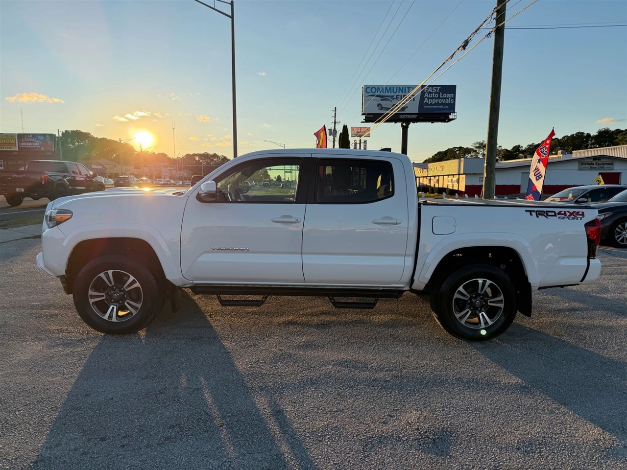 Toyota Tacoma SR5 Double Cab Long Bed V6 6AT 4WD 2019 Toyota Tacoma SR5 Double Cab Long Bed V6 6AT 4WD 2019