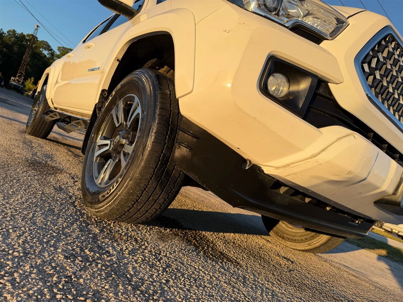 Toyota Tacoma SR5 Double Cab Long Bed V6 6AT 4WD 2019 Toyota Tacoma SR5 Double Cab Long Bed V6 6AT 4WD 2019