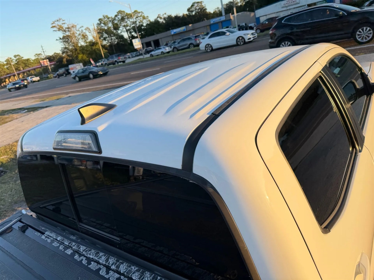 Toyota Tacoma SR5 Double Cab Long Bed V6 6AT 4WD 2019 Toyota Tacoma SR5 Double Cab Long Bed V6 6AT 4WD 2019