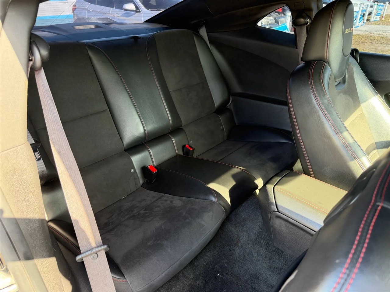 Chevrolet Camaro Coupe ZL1 2013