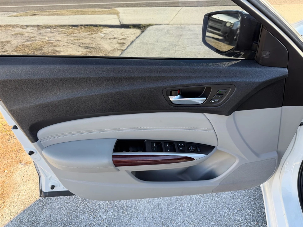 Acura TLX Technology Package 2.4L 2017