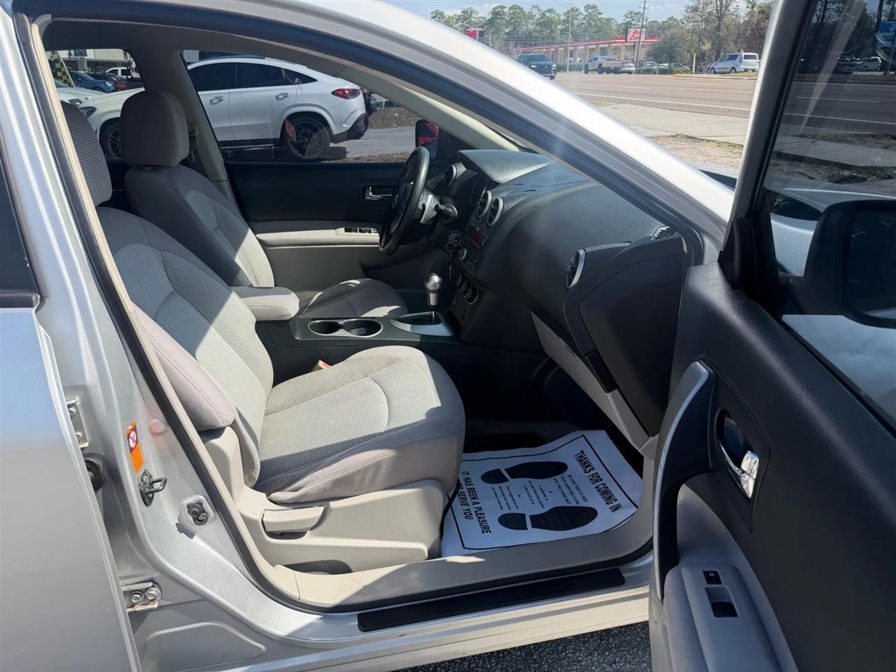 Nissan Rogue SL 2WD 2008