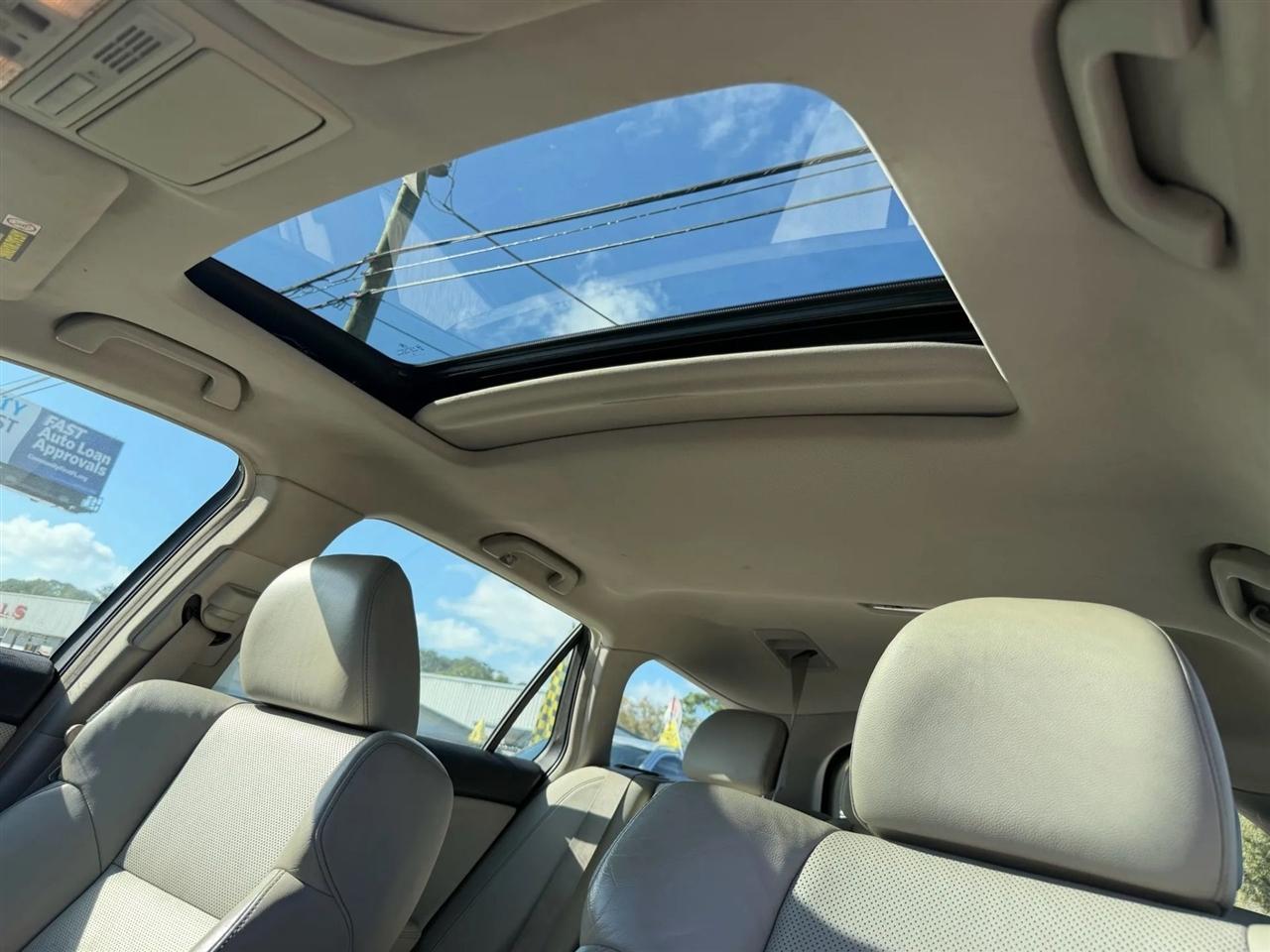 Acura TSX 5-Spd AT 2011