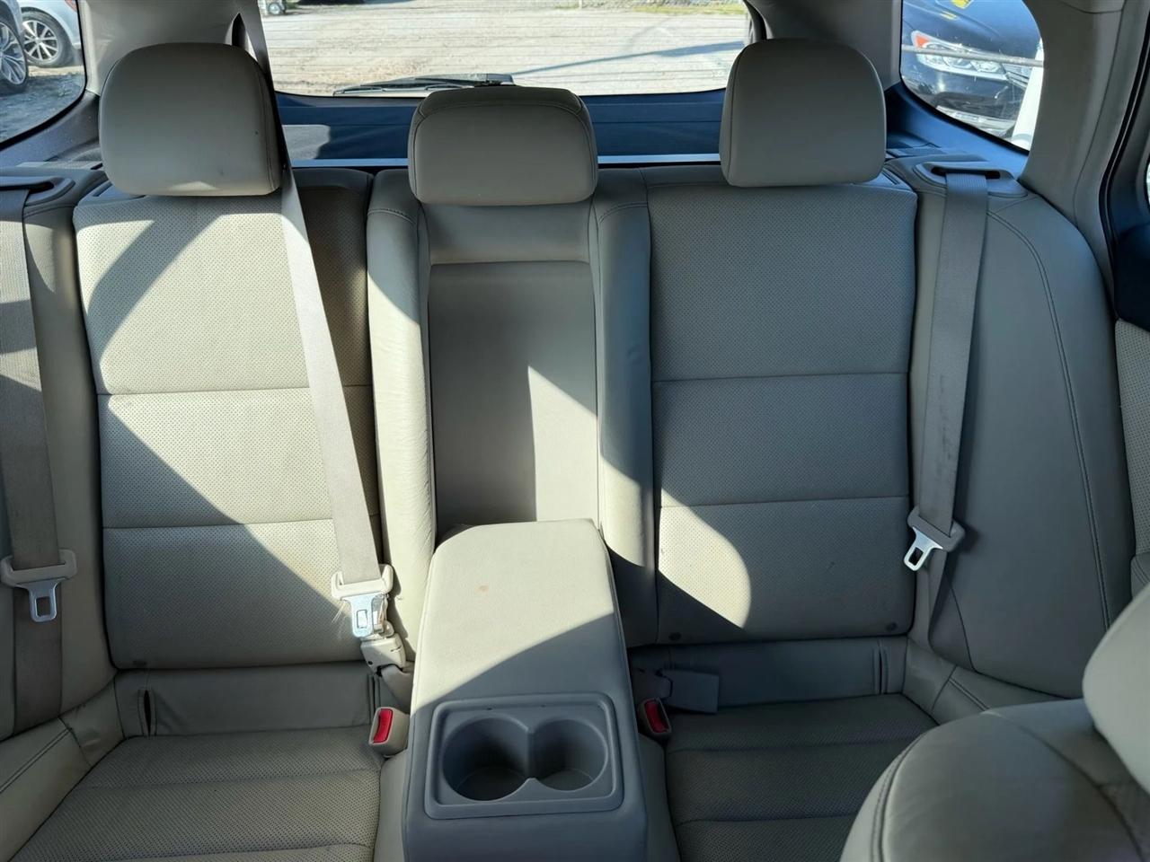 Acura TSX 5-Spd AT 2011