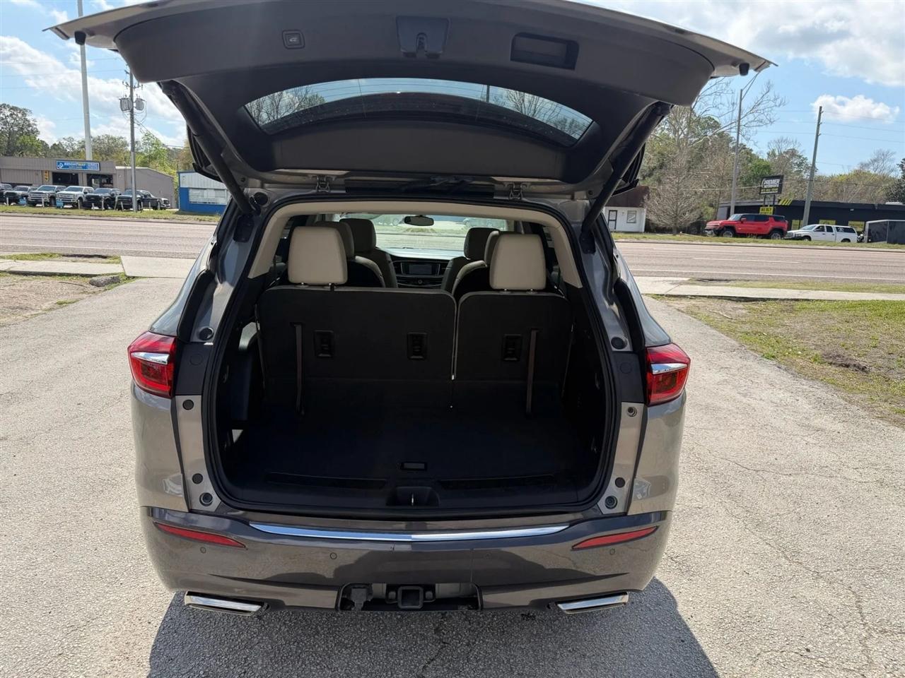 Buick Enclave Essence FWD 2019