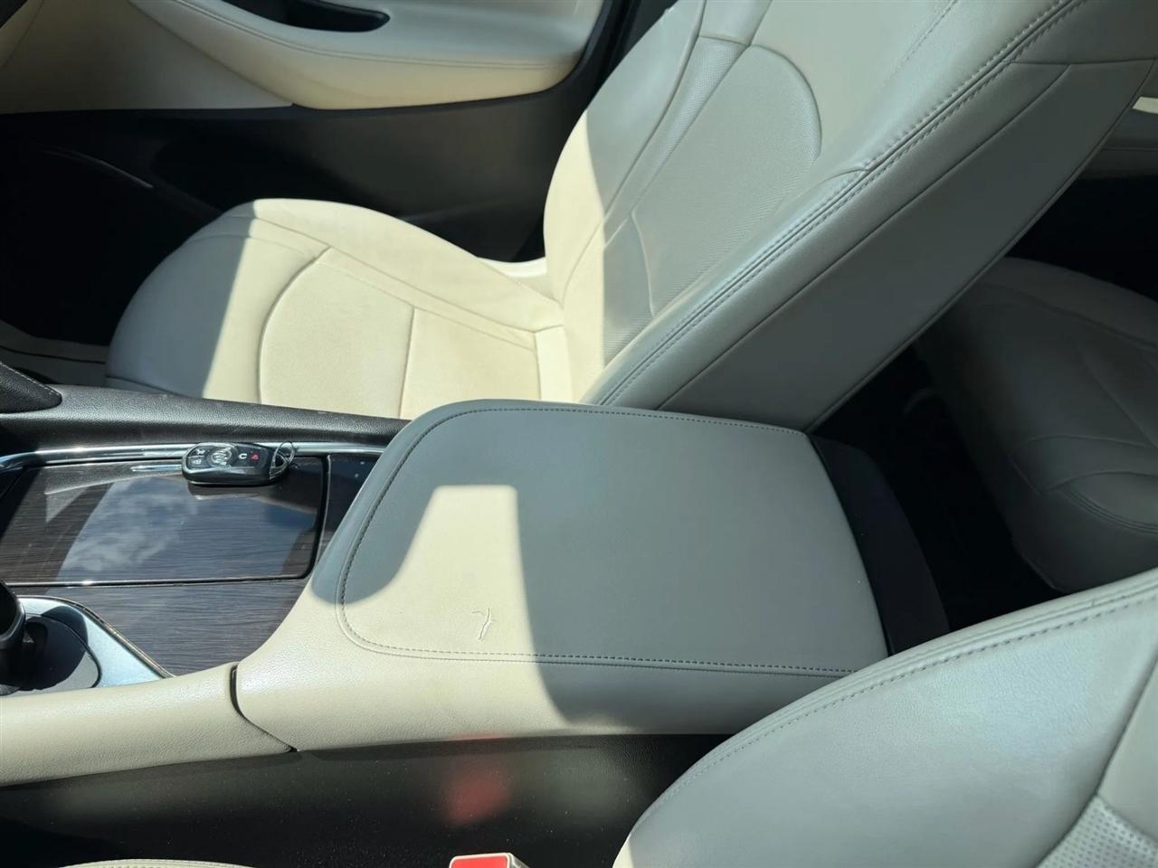 Buick Enclave Essence FWD 2019