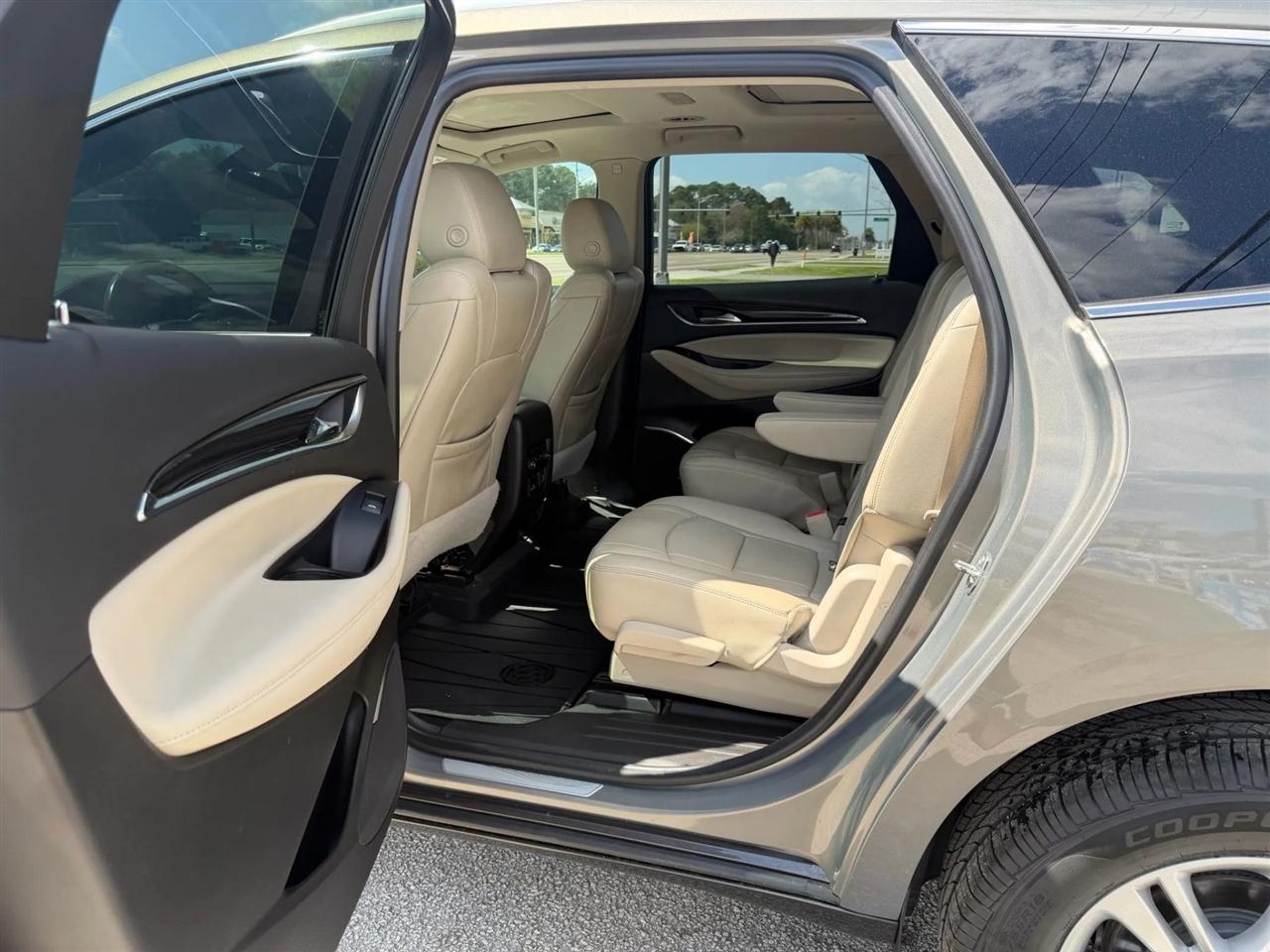 Buick Enclave Essence FWD 2019