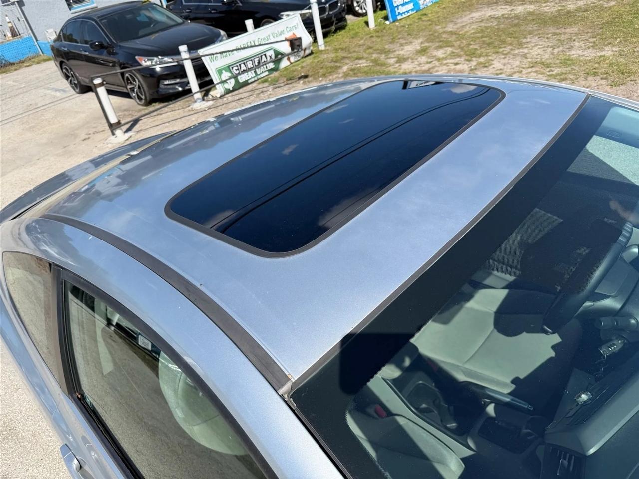 Honda Civic EX Coupe 5-Speed AT 2012