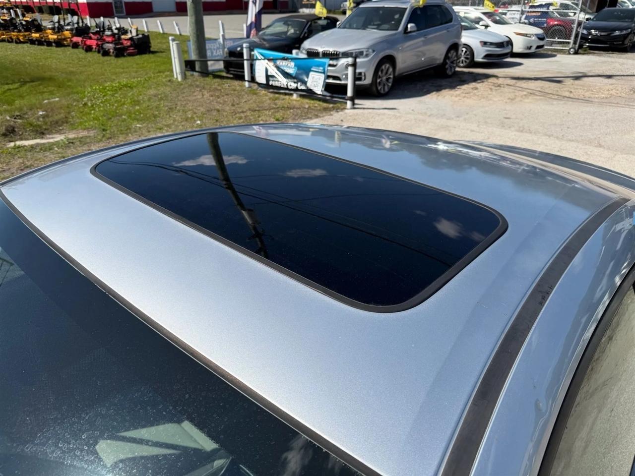 Honda Civic EX Coupe 5-Speed AT 2012