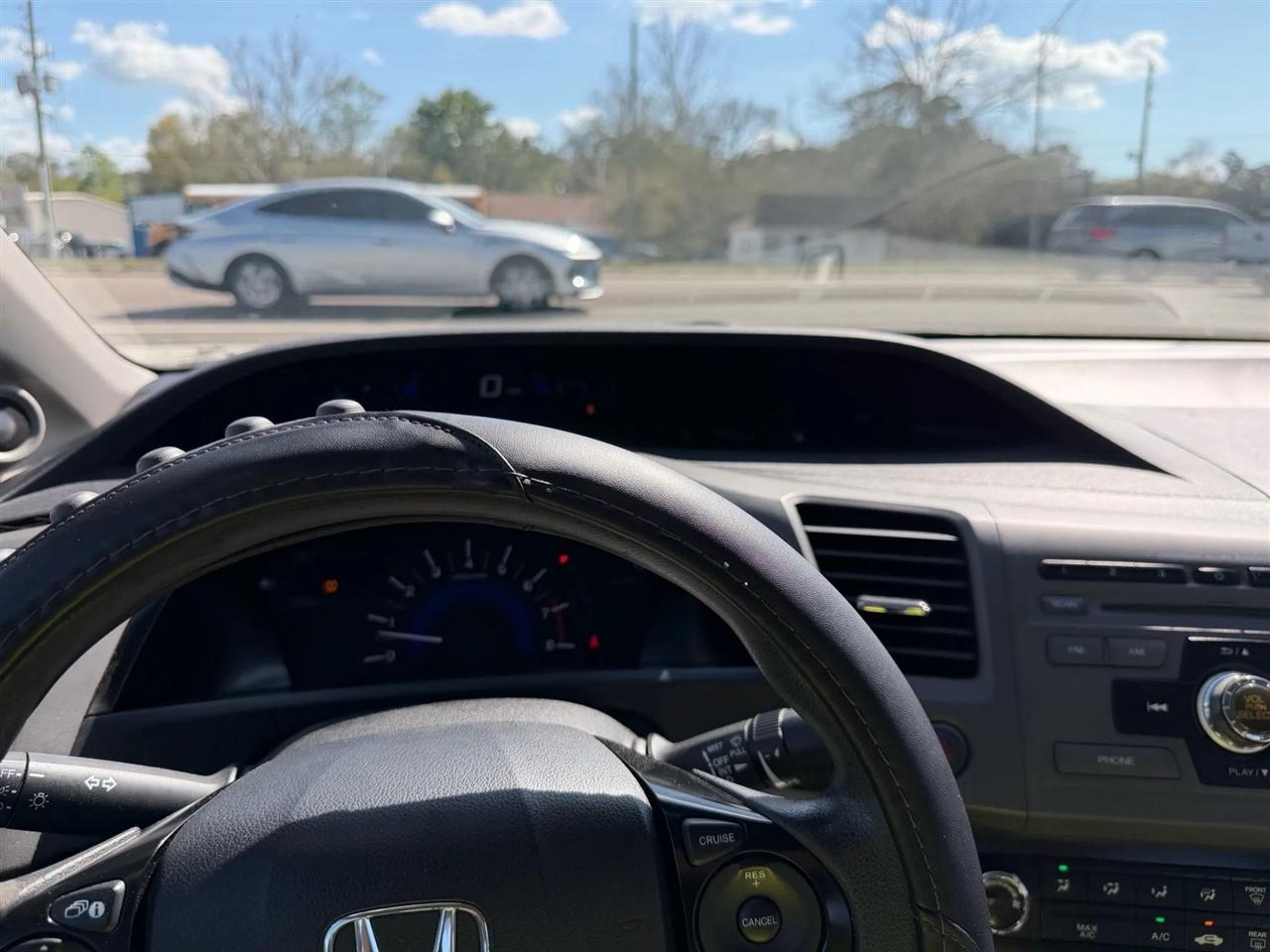 Honda Civic EX Coupe 5-Speed AT 2012