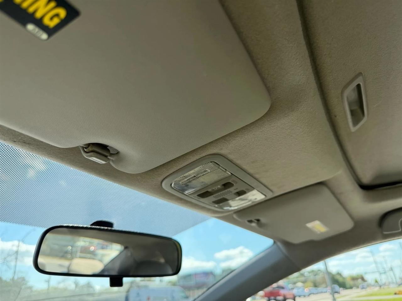 Honda Civic EX Coupe 5-Speed AT 2012