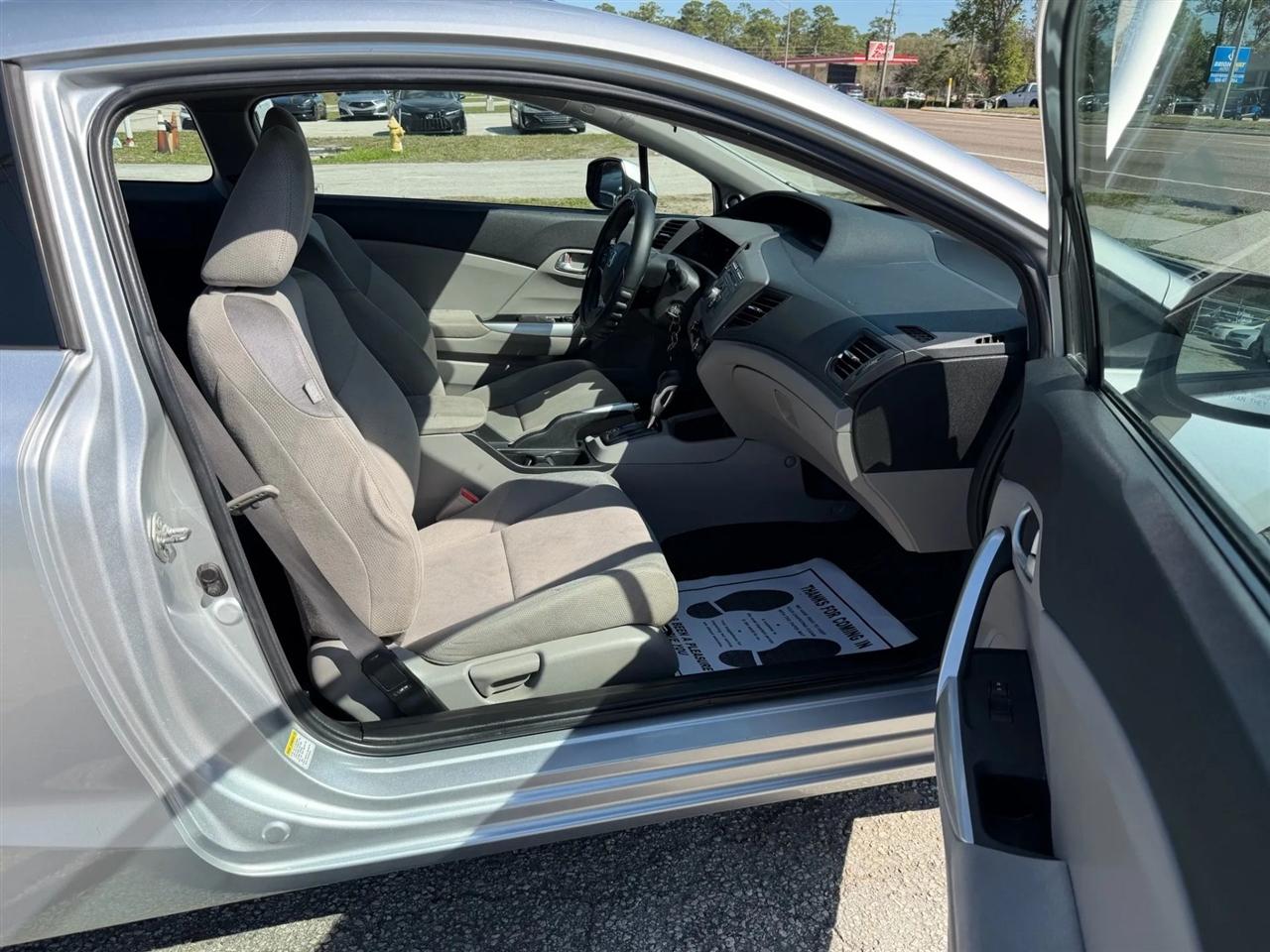 Honda Civic EX Coupe 5-Speed AT 2012