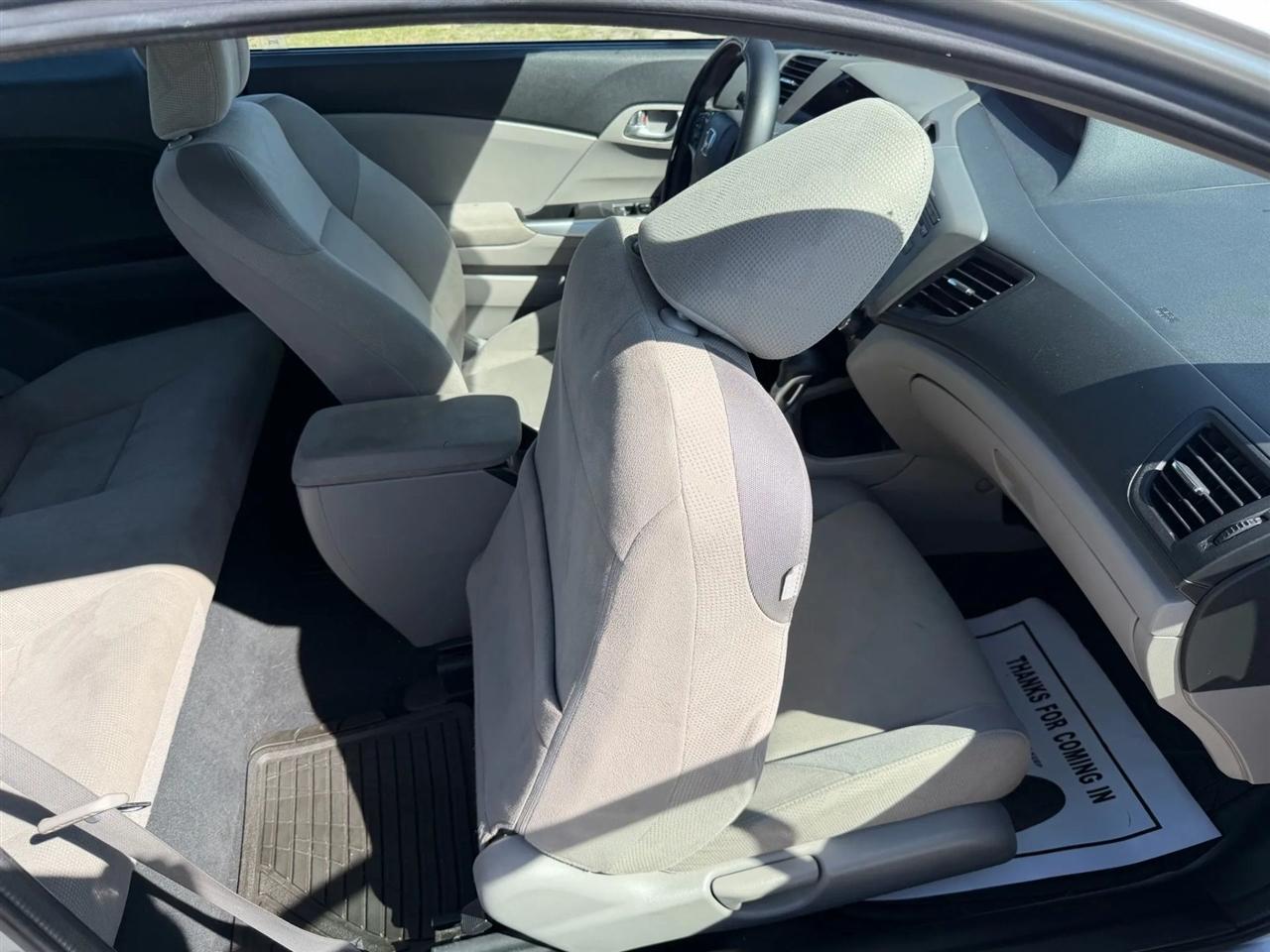 Honda Civic EX Coupe 5-Speed AT 2012