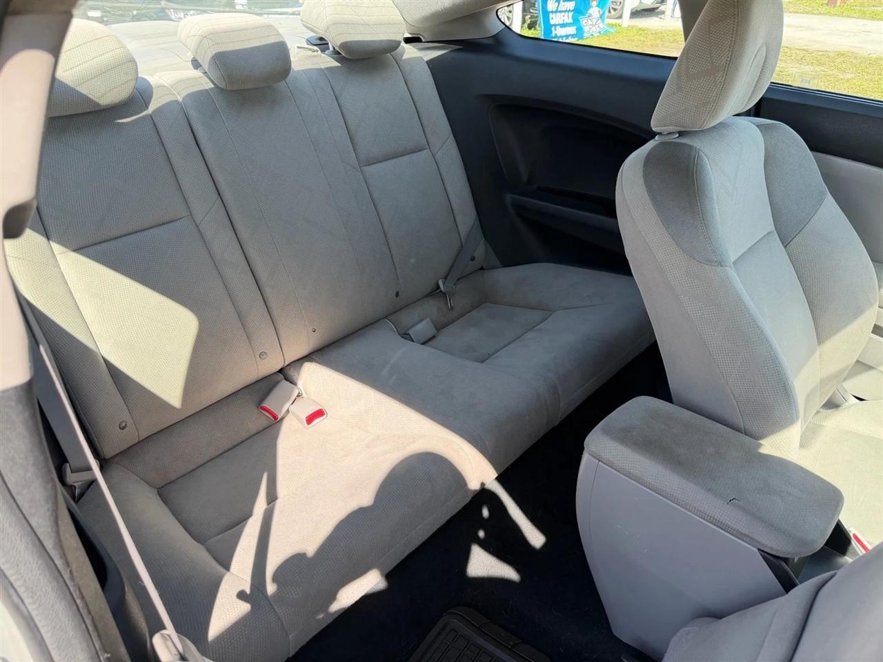 Honda Civic EX Coupe 5-Speed AT 2012