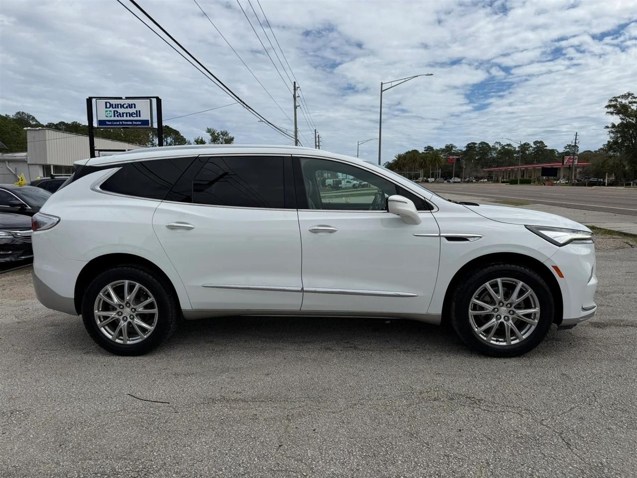 Buick Enclave Premium FWD 2022