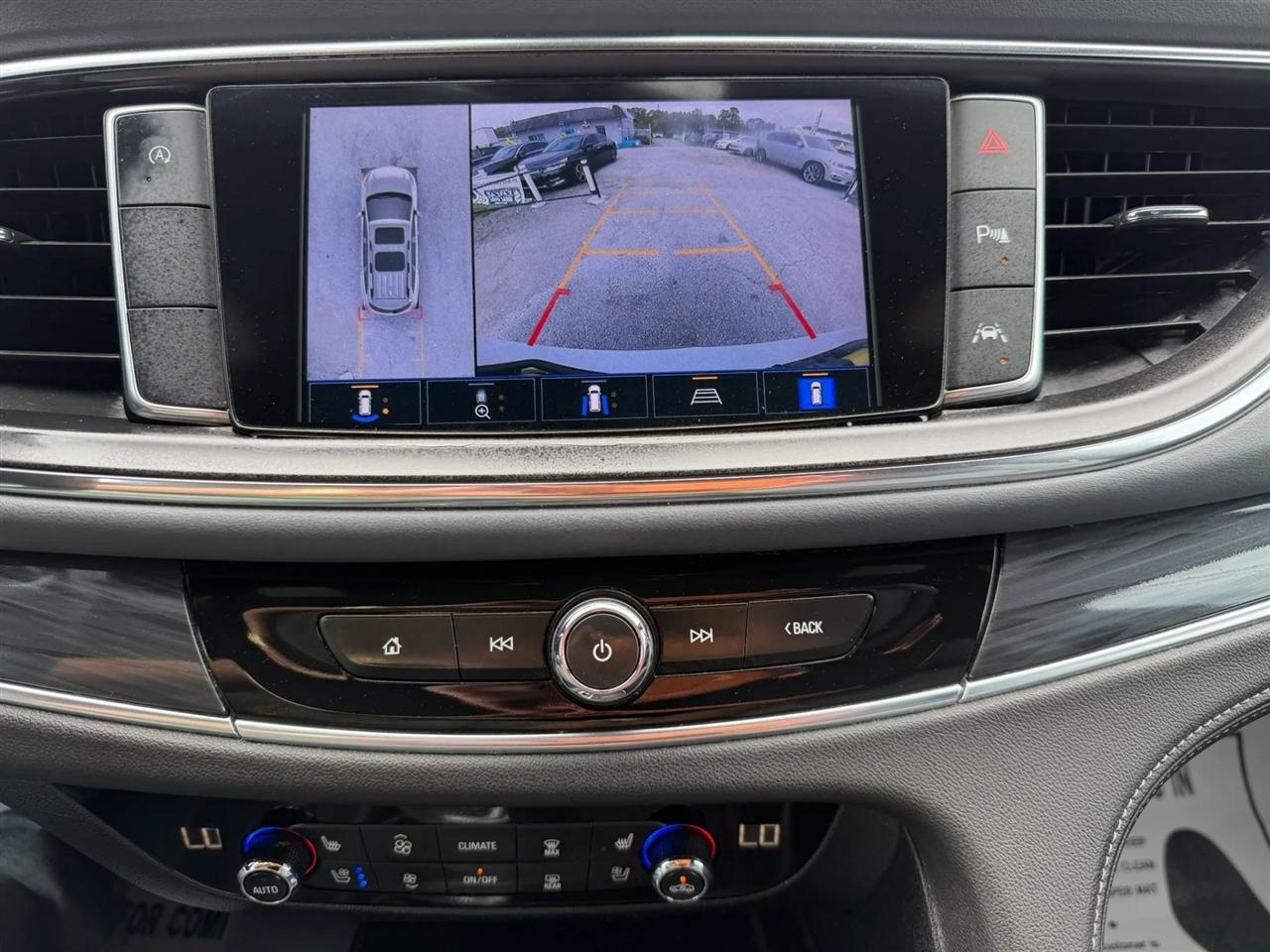 Buick Enclave Premium FWD 2022