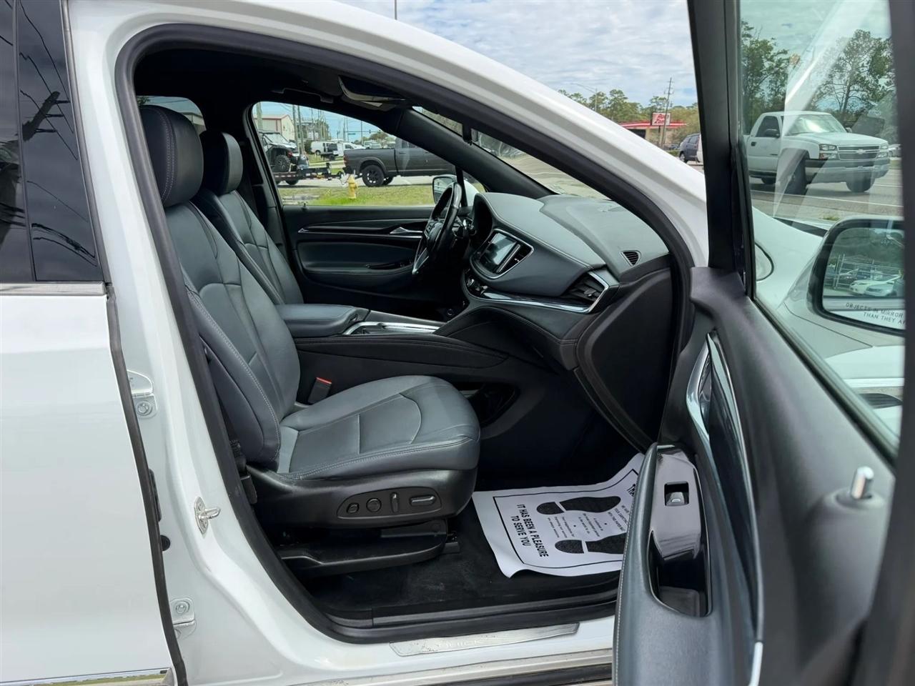 Buick Enclave Premium FWD 2022