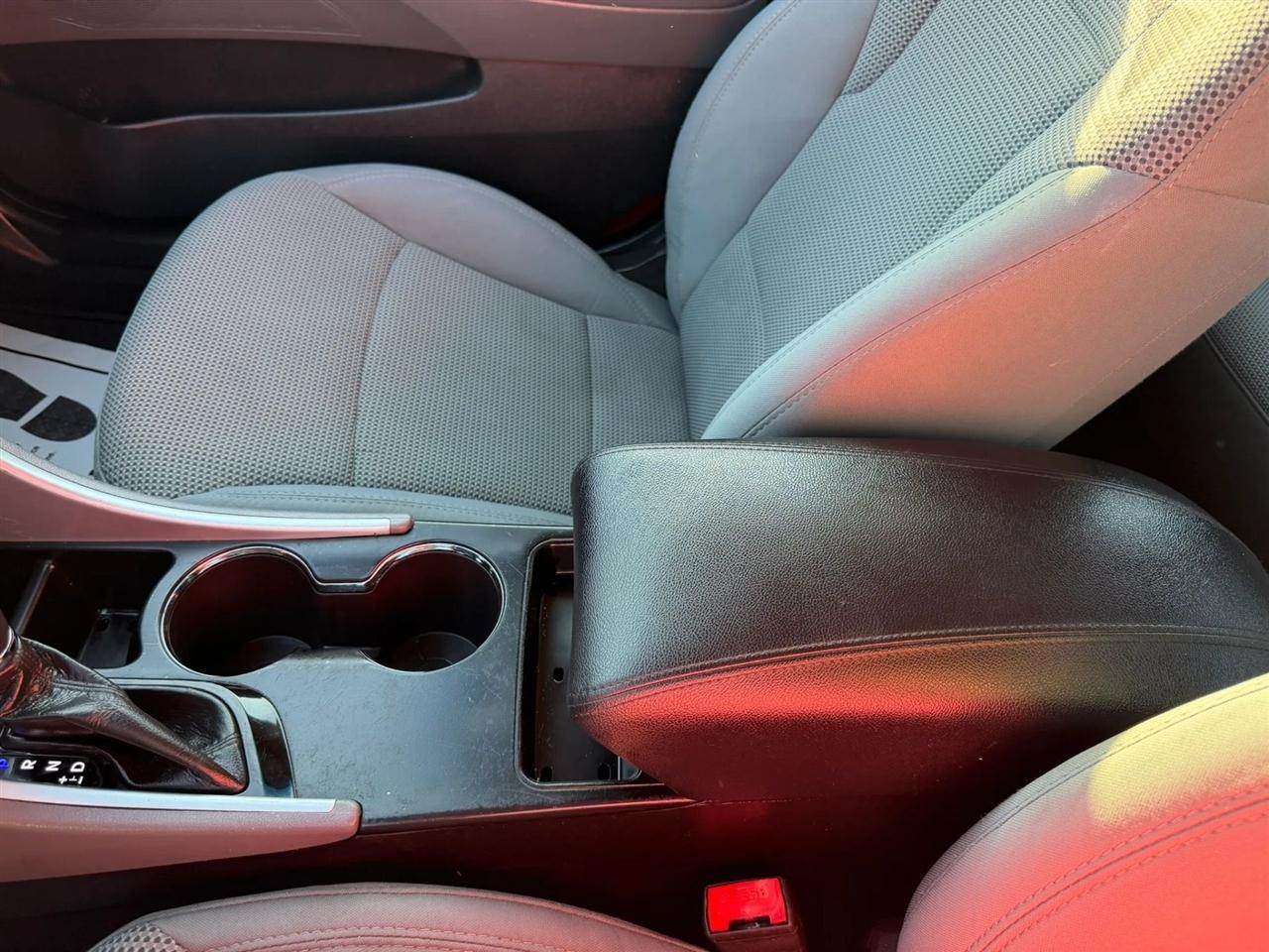 Hyundai Sonata GLS 2013