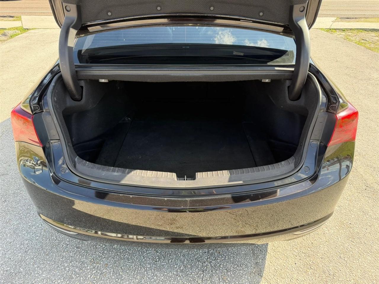 Acura TLX 9-Spd AT w/Technology Package 2016