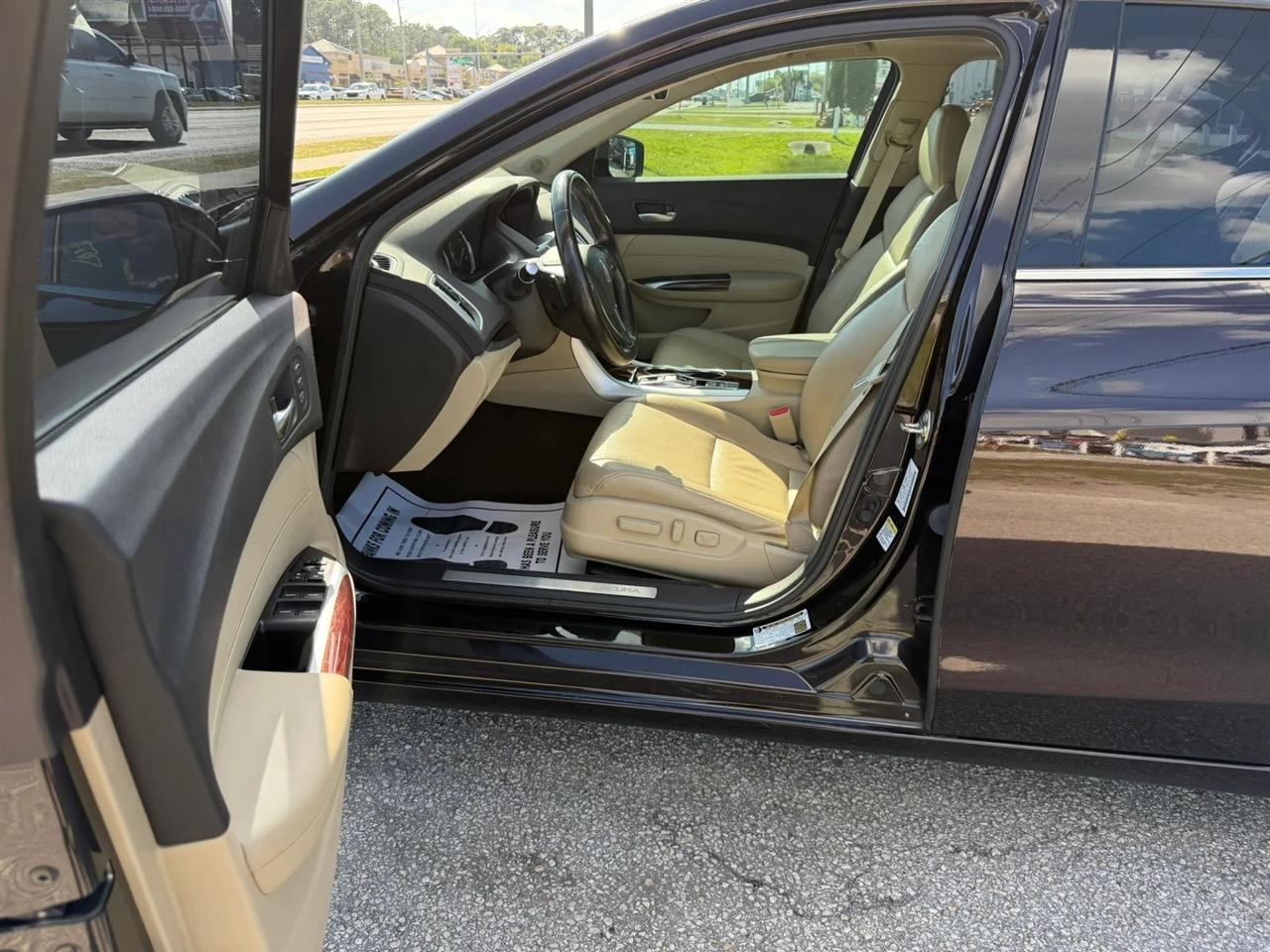 Acura TLX 9-Spd AT w/Technology Package 2016